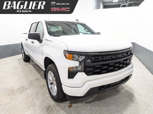 Used 2024 Chevrolet Silverado 1500 Custom AWD/4WD image 1