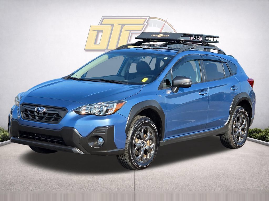 Used 2022 Subaru Crosstrek 2.5i Sport w/ Moonroof Package AWD/4WD image 2