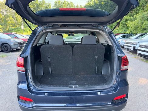 Used 2019 Kia Sorento AWD image 32