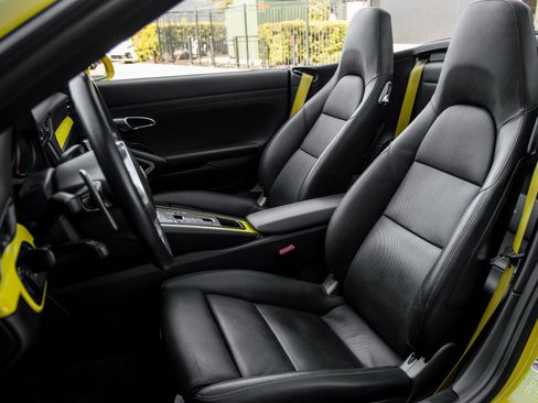 Used 2013 Porsche 911 Carrera S image 5