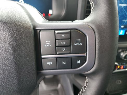 Used 2025 Ford F150 Lariat w/ Equipment Group 502A High image 23