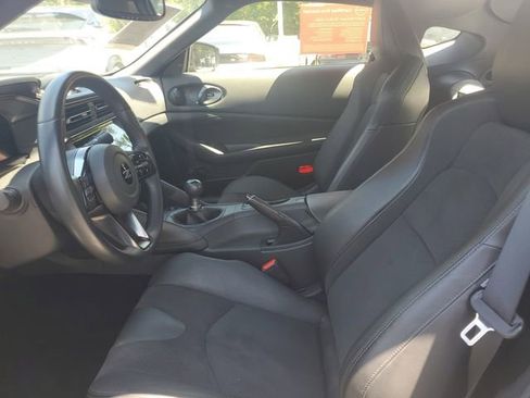 Used 2024 Nissan Z Performance w/ Floor Mat Package RWD image 11