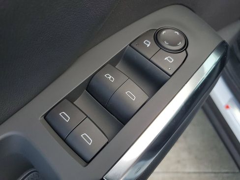 New 2026 Chevrolet Traverse Z71 w/ Driver Confidence Package image 23