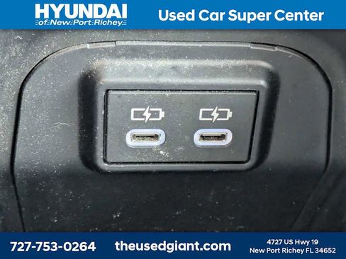 Used 2024 Toyota RAV4 AWD Hybrid image 28