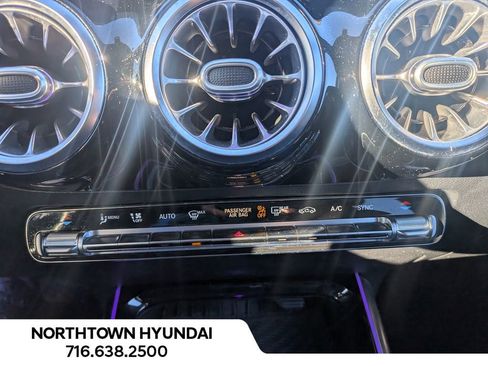 Used 2021 Mercedes-Benz GLA 250 4MATIC image 18