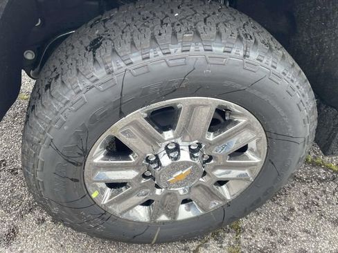 New 2026 Chevrolet Silverado 2500 High Country w/ High Country Premium Package image 9