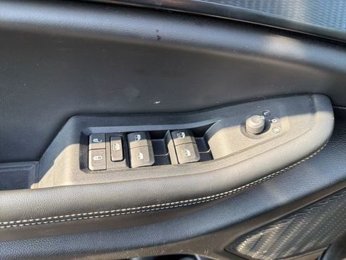 Used 2024 Jeep Grand Cherokee L Laredo image 10