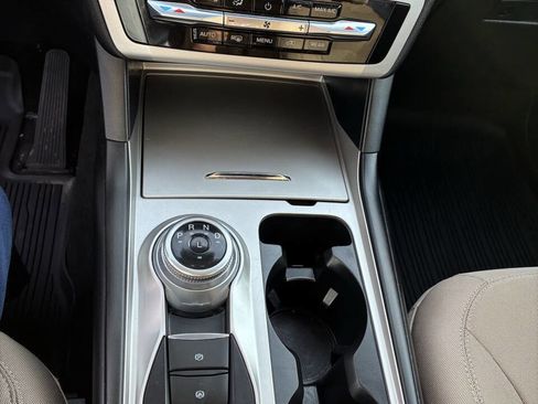 Used 2021 Ford Explorer 4WD image 22