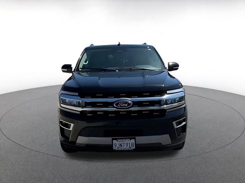 Used 2024 Ford Expedition Limited RWD image 3
