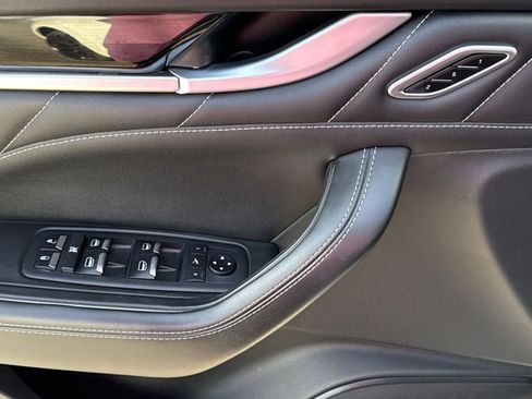 Used 2022 Maserati Levante GT image 15