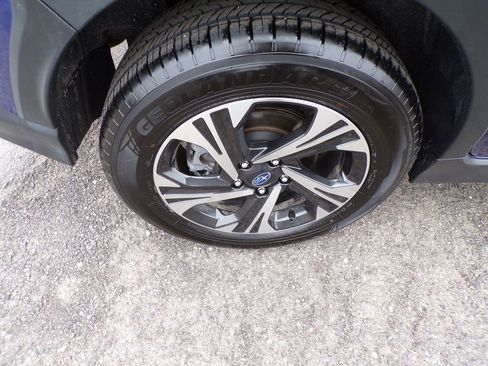 Certified 2025 Subaru Crosstrek 2.0i Premium image 8