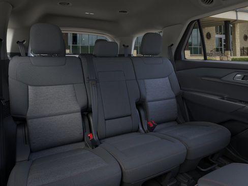 New 2026 Ford Explorer Active RWD image 11