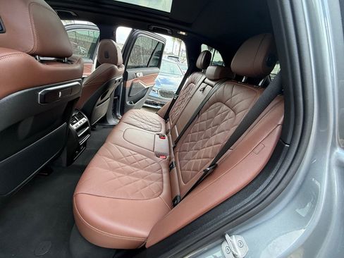 Used 2024 BMW X5 sDrive40i w/ M Sport Package RWD image 21