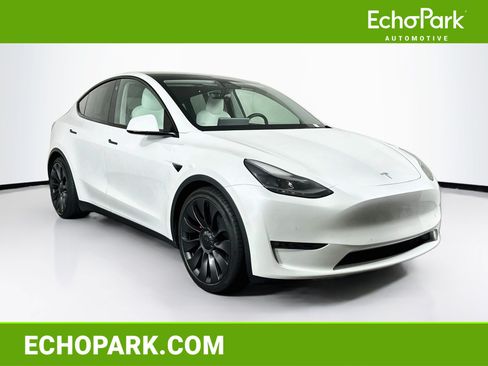Used 2021 Tesla Model Y Performance AWD/4WD image 1