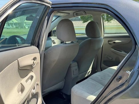 Used 2010 Toyota Corolla LE FWD image 12