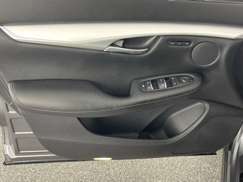 Used 2019 INFINITI QX50 Essential image 34