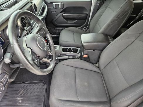 Used 2019 Jeep Wrangler Unlimited Sport S AWD/4WD image 13