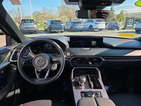 Used 2025 MAZDA CX-70 Plug-In Hybrid w/ Premium Plus AWD/4WD image 16