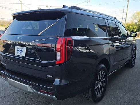 Used 2025 Ford Expedition Max Platinum image 5