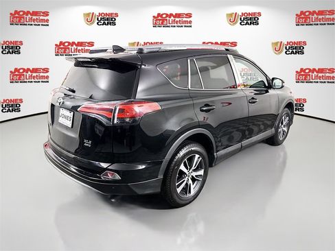Certified 2017 Toyota RAV4 XLE image 17