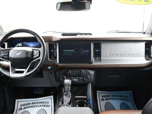 Used 2023 Ford Bronco Outer Banks image 13