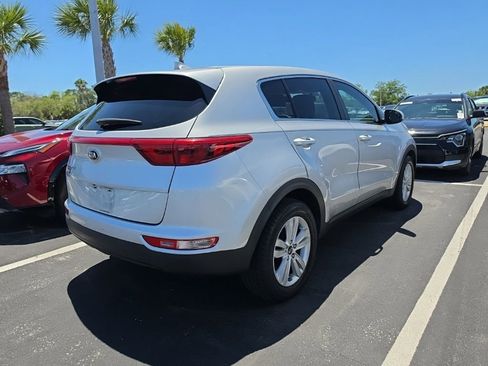 Used 2017 Kia Sportage LX FWD image 10