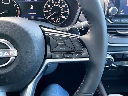 Certified 2025 Nissan Altima 2.5 SR image 23