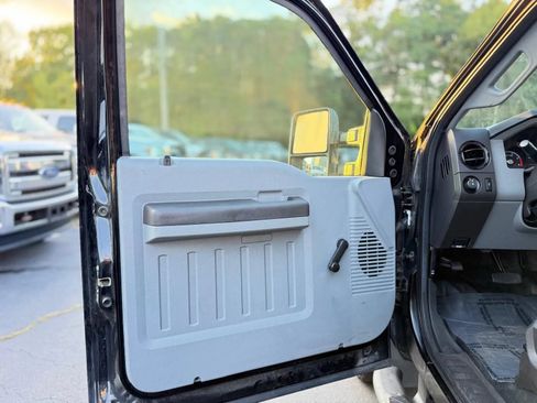 Used 2016 Ford F350 XL w/ XL Appearance Package AWD/4WD image 18