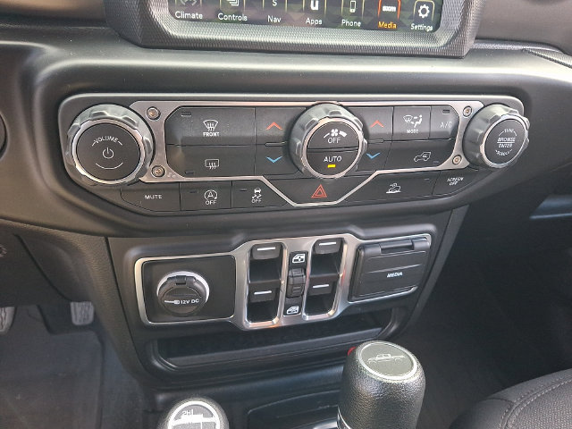 Used 2022 Jeep Gladiator Sport AWD/4WD image 16