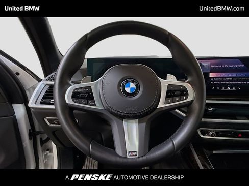 Used 2026 BMW X7 xDrive40i w/ M Sport Package AWD/4WD image 6
