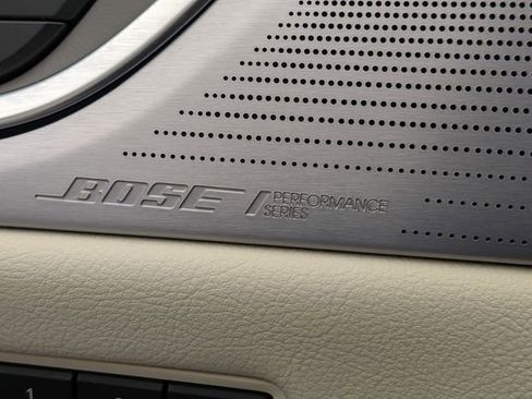 Certified 2024 Cadillac XT5 Premium Luxury w/ LPO, Floor Liner Package AWD/4WD image 18