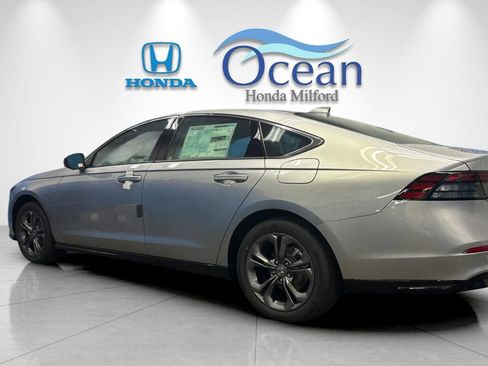 New 2025 Honda Accord EX-L image 3