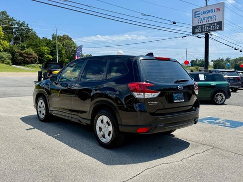 Used 2021 Subaru Forester AWD/4WD image 6