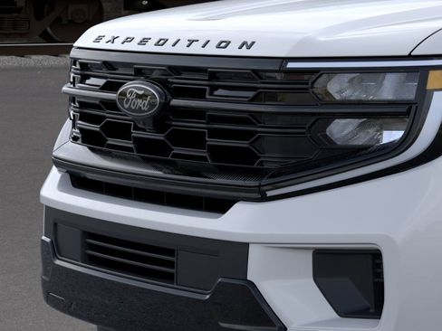 New 2026 Ford Expedition Platinum image 20
