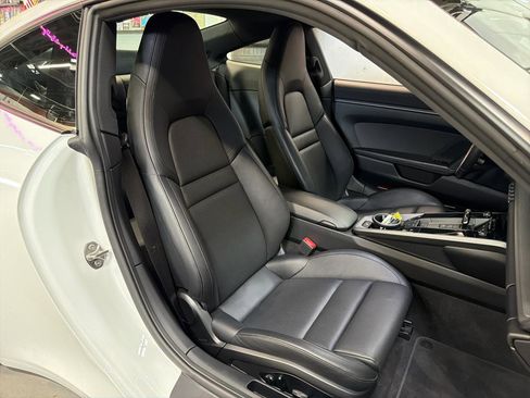 Used 2020 Porsche 911 Carrera 4S image 21