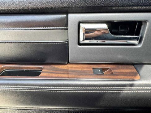 Used 2016 Ford Expedition EL Platinum image 37