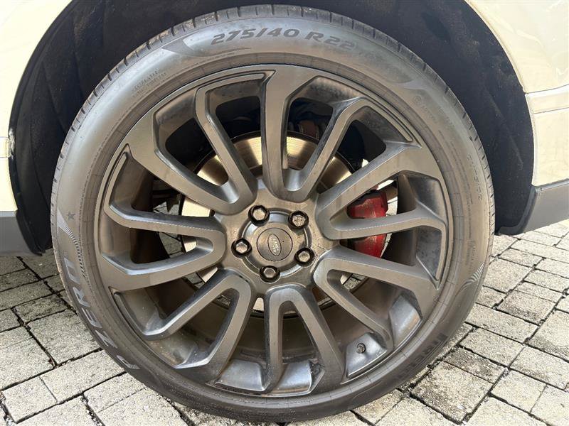 Used 2015 Land Rover Range Rover Supercharged AWD/4WD image 10