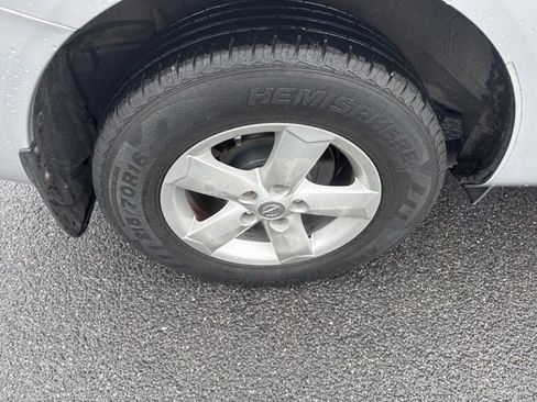 Used 2013 Nissan Rogue S w/ Special Edition Pkg image 9