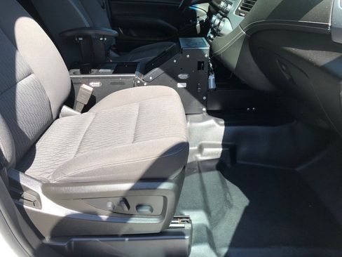 Used 2017 Chevrolet Tahoe 2WD image 26