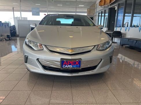 Used 2018 Chevrolet Volt Premier FWD image 49
