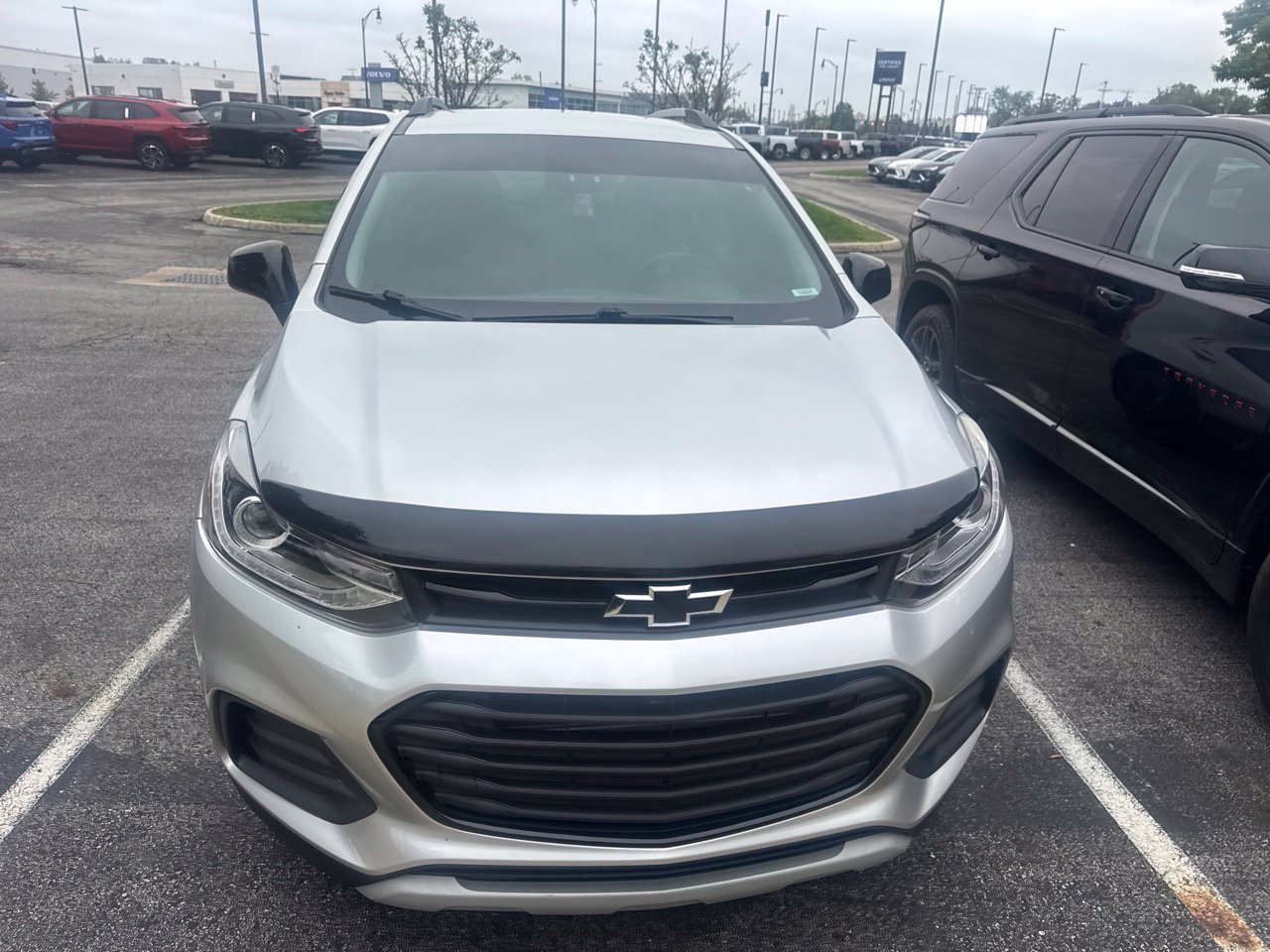 Certified 2021 Chevrolet Trax LT w/ Redline Edition AWD/4WD image 2