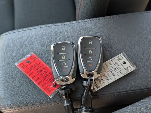 Used 2021 Chevrolet Bolt LT image 33