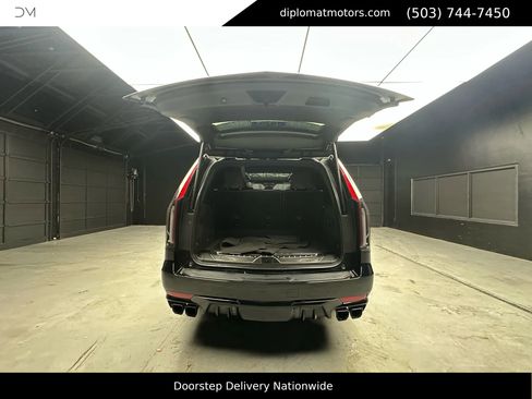 Used 2023 Cadillac Escalade V image 49