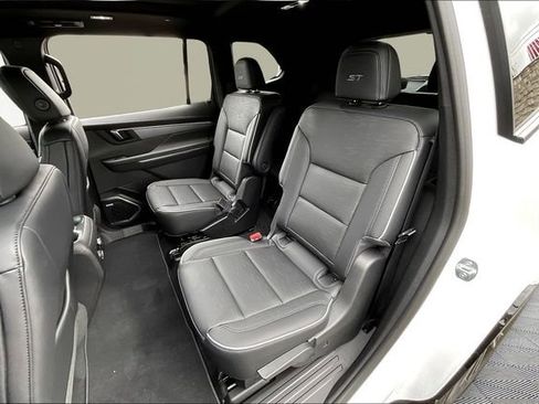 New 2026 Buick Enclave Sport Touring w/ Power Package FWD image 11