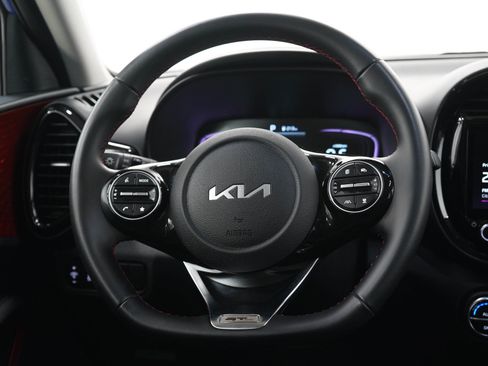 Used 2024 Kia Soul GT-Line w/ GT-Line Technology Package FWD image 16
