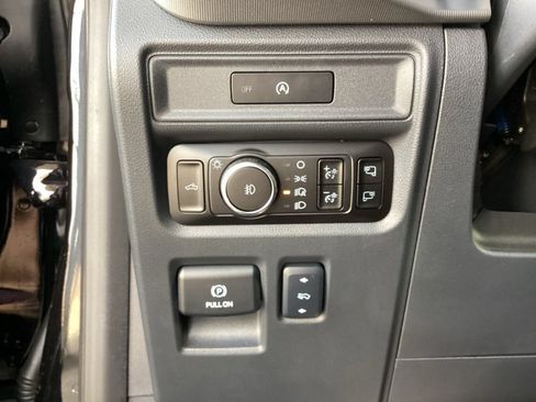 Used 2025 Ford F150 Lariat w/ Equipment Group 501A Mid AWD/4WD image 67