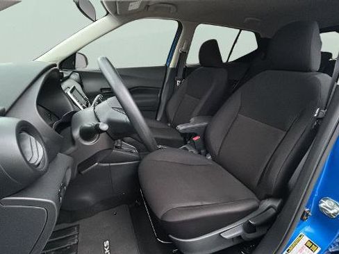 Certified 2025 Nissan Kicks Play S image 14