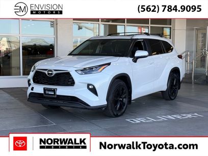 Used 2023 Toyota Highlander XLE