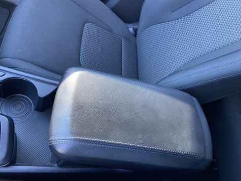 Used 2024 Kia Sportage LX image 41