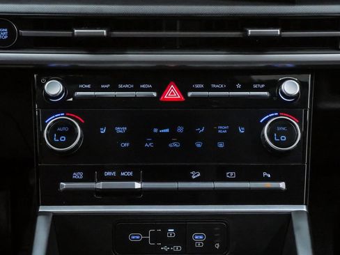 Certified 2026 Hyundai Santa Fe SEL FWD image 18